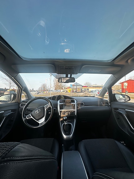 Toyota Verso 5 of 5