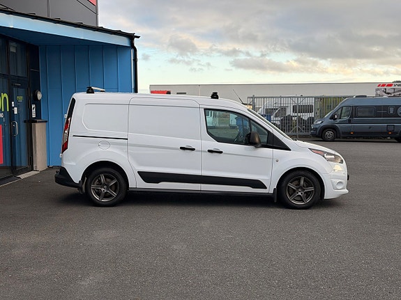 Ford Transit Connect 2 of 11
