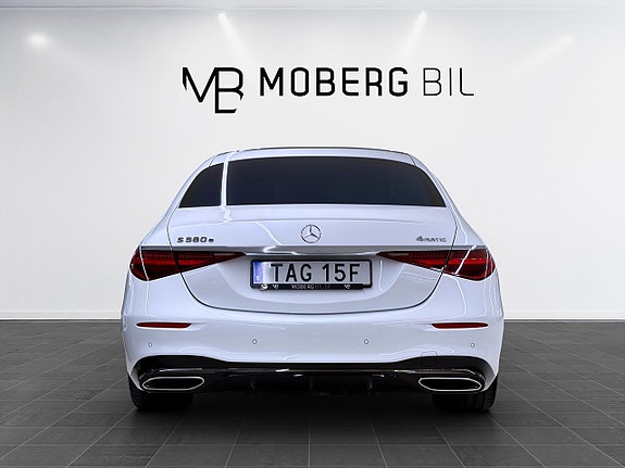 Mercedes-Benz S580 e 7 of 27