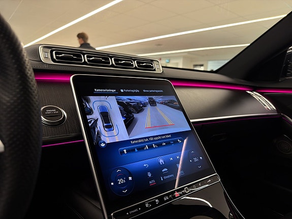 Mercedes-Benz S580 e 27 of 27