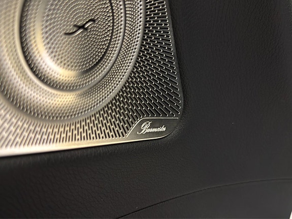 Mercedes-Benz S580 e 17 of 27