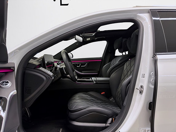 Mercedes-Benz S580 e 14 of 27