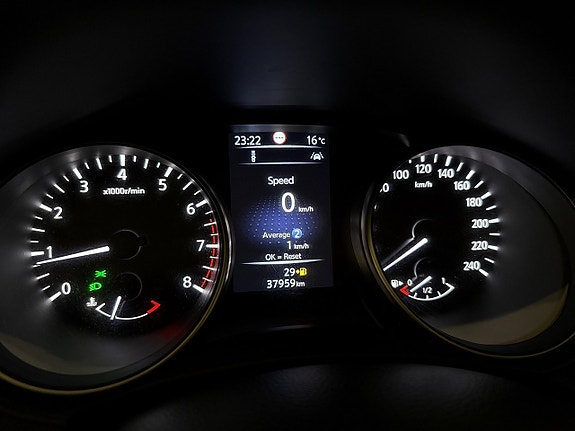 Nissan Qashqai 15 of 23
