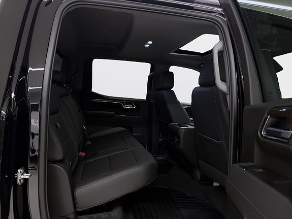 Chevrolet Silverado 1500 9 of 25
