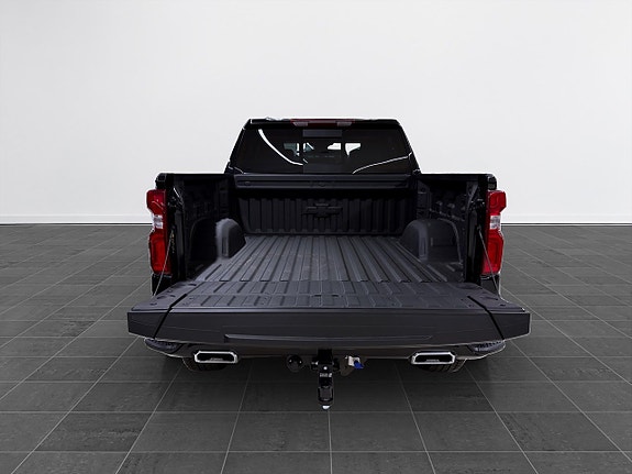 Chevrolet Silverado 1500 14 of 25