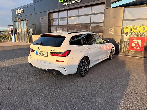 BMW 330e 4 of 13