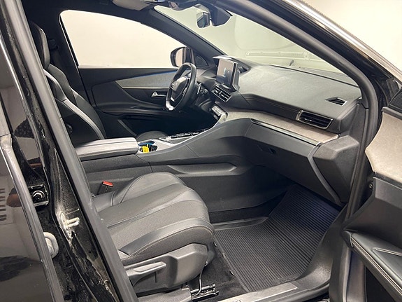 Peugeot 3008 7 of 10