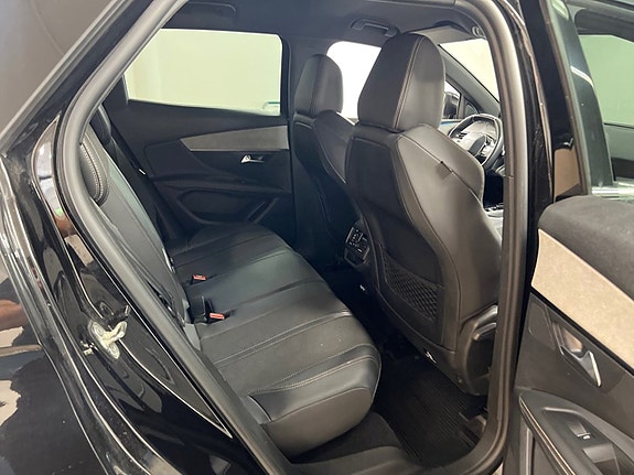 Peugeot 3008 8 of 10