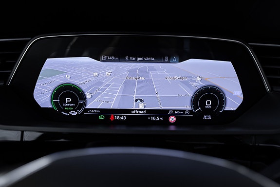 Audi e-tron 22 of 30