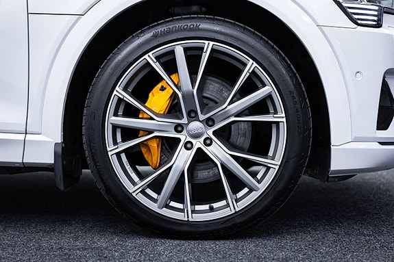 Audi e-tron 10 of 30