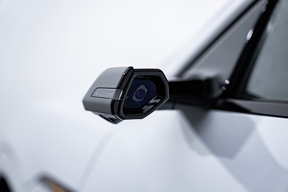 Audi e-tron 5 of 30