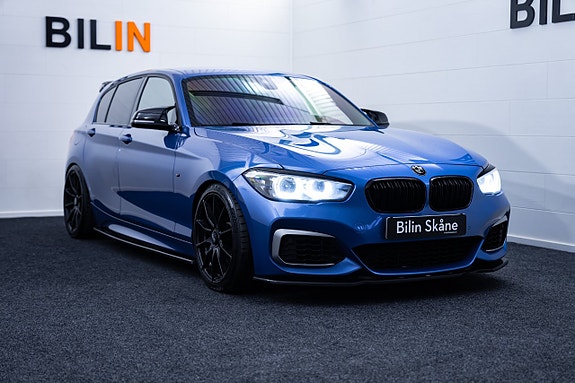 BMW M140i 2 of 26