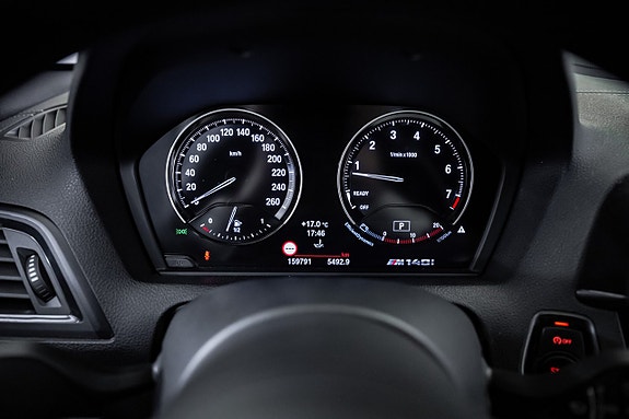 BMW M140i 20 of 26