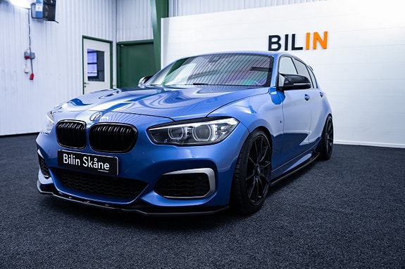 BMW M140i 6 of 26