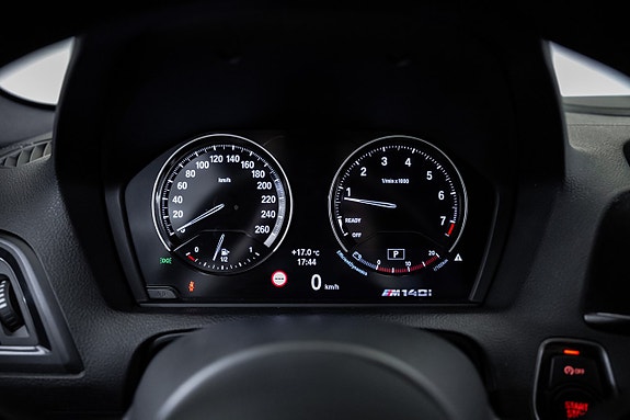 BMW M140i 19 of 26