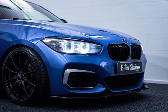 BMW M140i 3 of 26