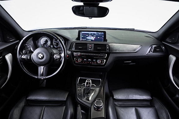 BMW M140i 17 of 26