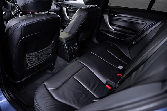 BMW M140i 26 of 26