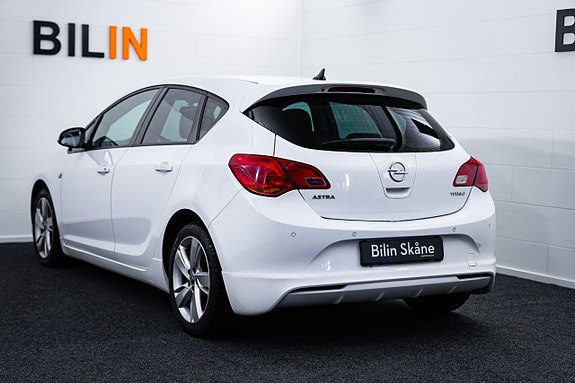 Opel Astra 5 of 21