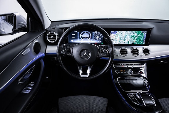 Mercedes-Benz E220 d 20 of 29