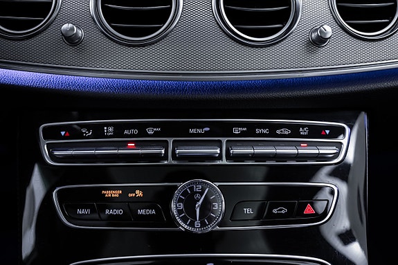 Mercedes-Benz E220 d 25 of 29