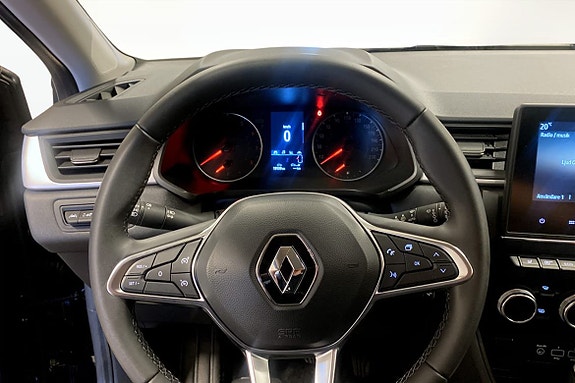 Renault Captur 8 of 11
