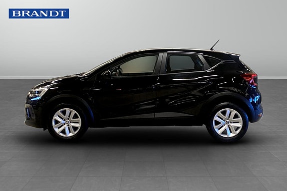Renault Captur 3 of 11