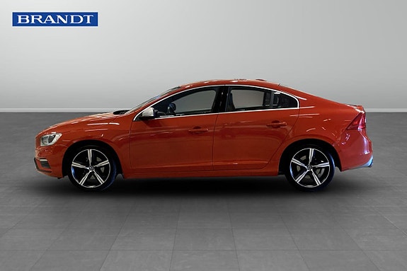 Volvo S60 3 of 11