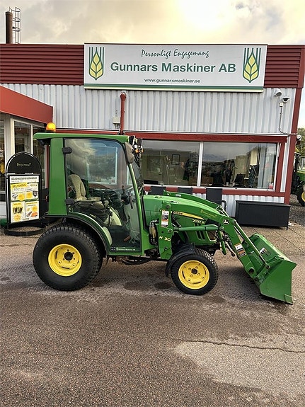 John Deere 2027R KOMPAKTTRAKTOR 3 of 9