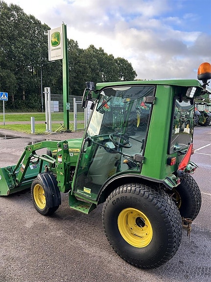 John Deere 2027R KOMPAKTTRAKTOR 4 of 9