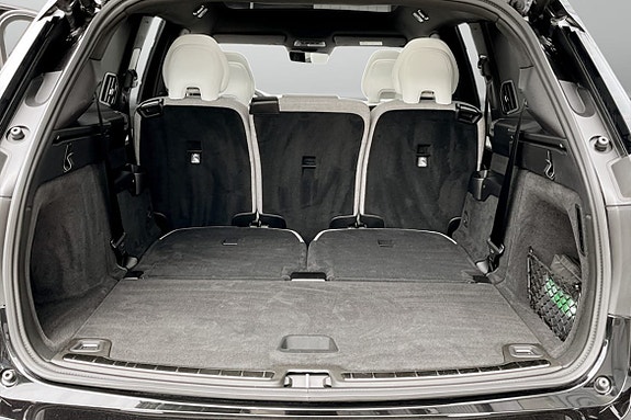 Volvo EX90 9 of 9