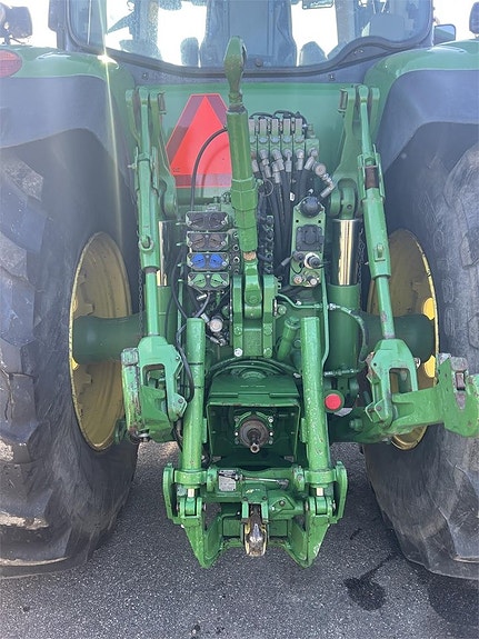 John Deere 8295R 2 of 5