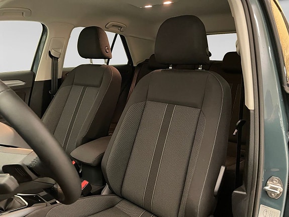 Volkswagen T-Roc 9 of 15