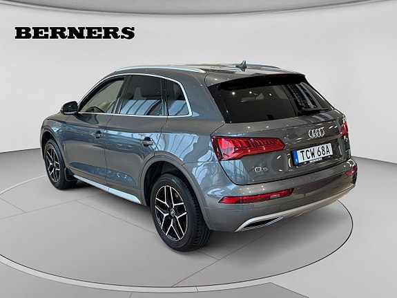 Audi Q5 3 of 12