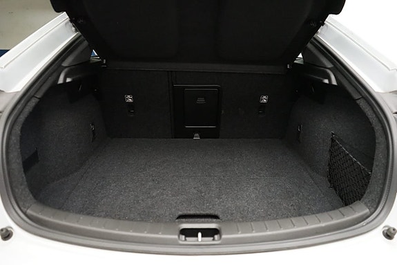 Polestar 2 8 of 21