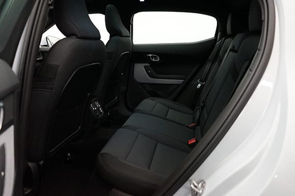 Polestar 2 7 of 21