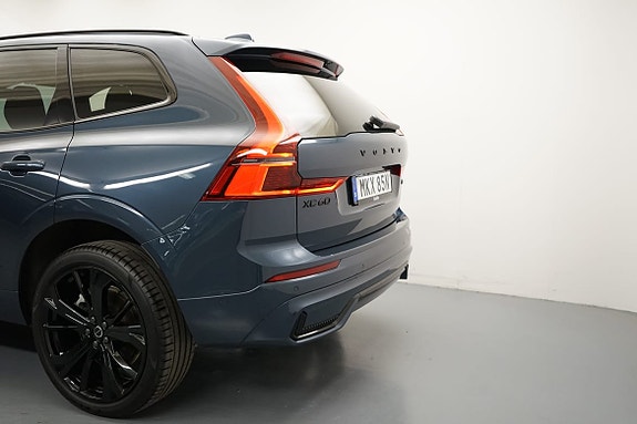 Volvo XC60 3 of 22