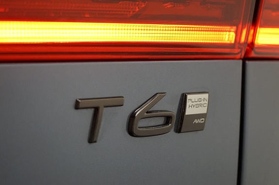 Volvo XC60 17 of 22