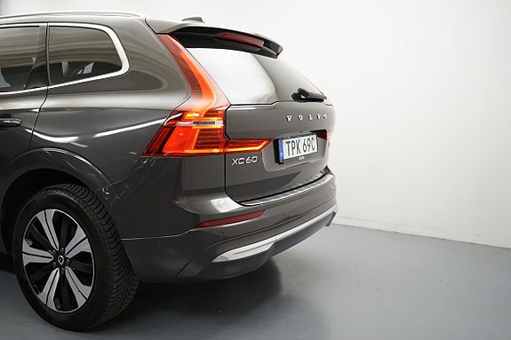 Volvo XC60 3 of 21