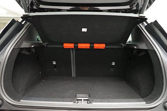 Volvo EX30 8 of 17