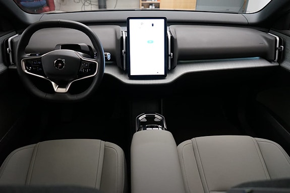 Volvo EX30 6 of 17