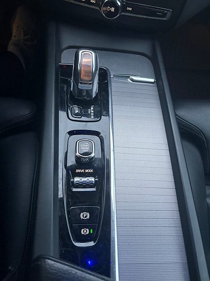 Volvo XC60 5 of 8