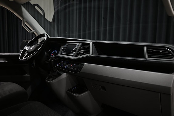 Volkswagen Transporter 27 of 30