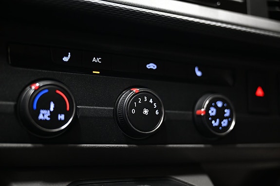 Volkswagen Transporter 30 of 30
