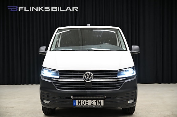 Volkswagen Transporter 16 of 30