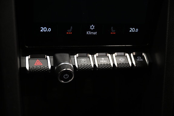 Volkswagen Amarok 28 of 30