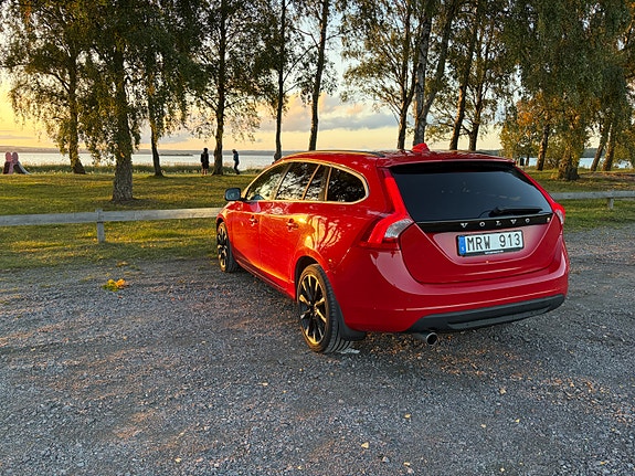 Volvo V60 4 of 10