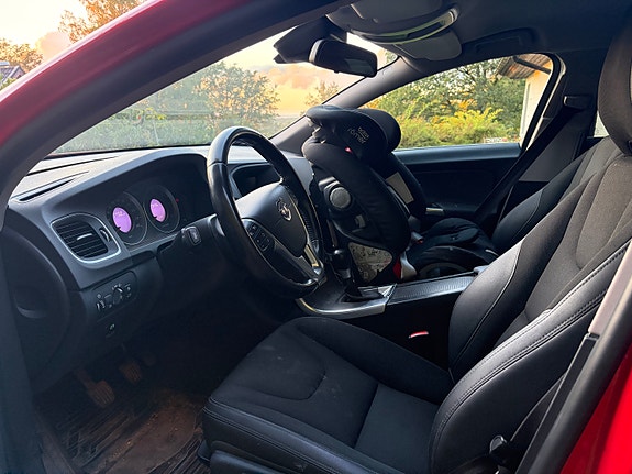 Volvo V60 8 of 10