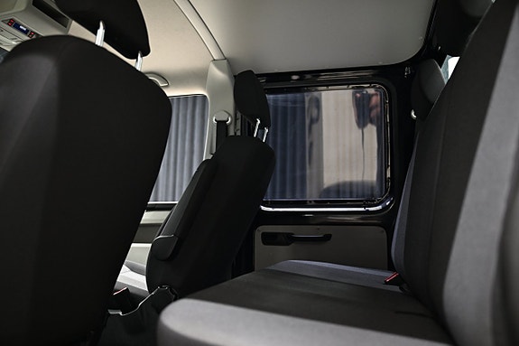 Volkswagen Transporter 18 of 28