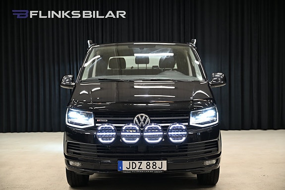 Volkswagen Transporter 13 of 28